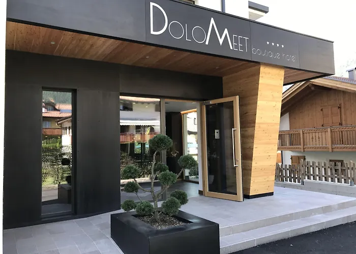 Dolomeet Boutique Hotel Pinzolo